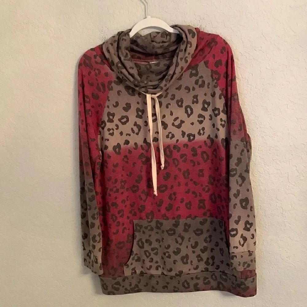 Honey Me Curve Animal Print Ombré Sweater Size L